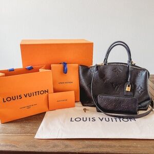 Louis Vuitton Empreinte Monogram Giant Grand Palais